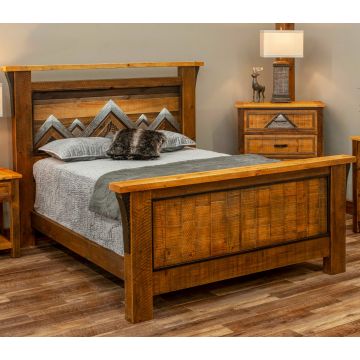 Mountain Horizon Barnwood Bed