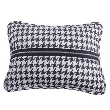 Houndstooth Decorative Throw Pillow