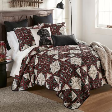 Log Cabin Star Quilt Set
