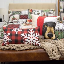 Winter Cottage Decorative Pillow Set